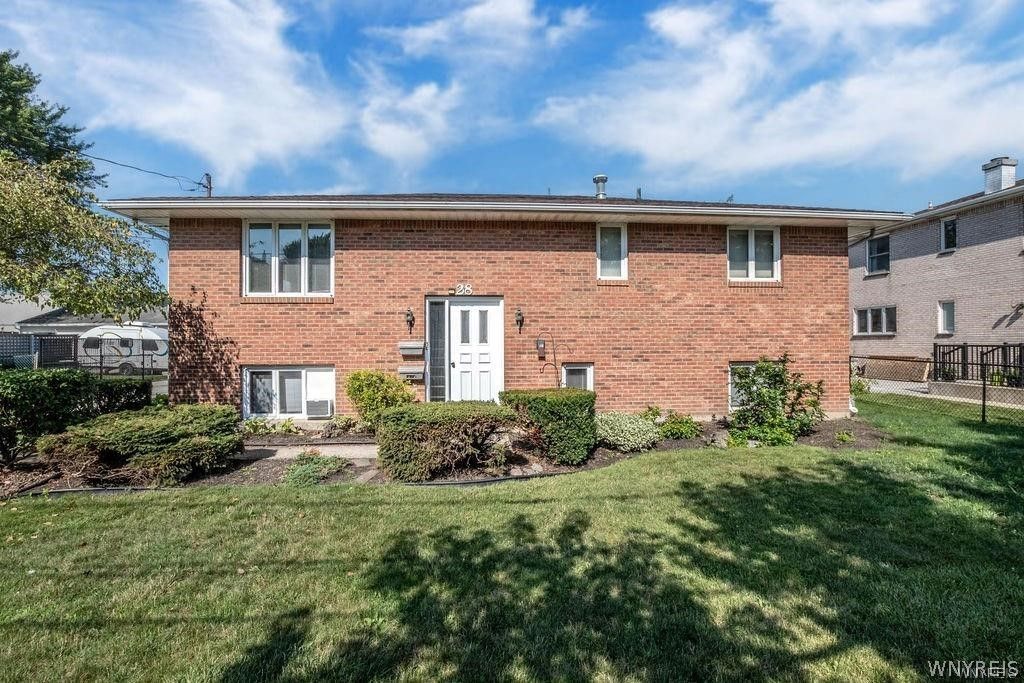 28 Mead St. - Upper Unit, North Tonawanda, NY 14120