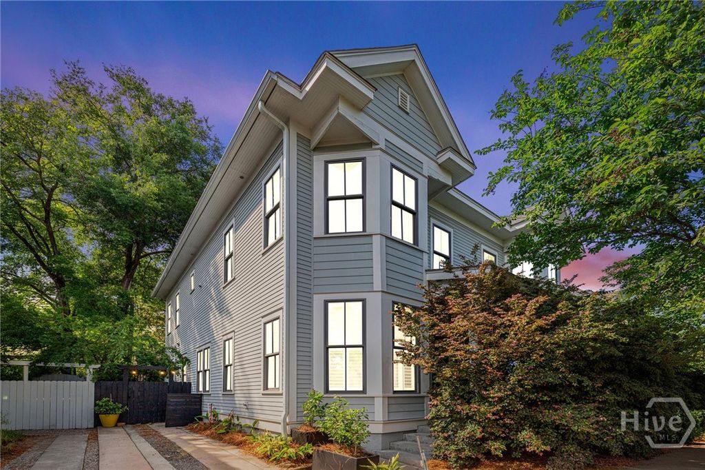 Image 2 of property listing at 2315 Barnard Street, Savannah, GA 31401