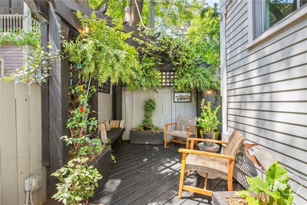 Image 25 of property listing at 2315 Barnard Street, Savannah, GA 31401