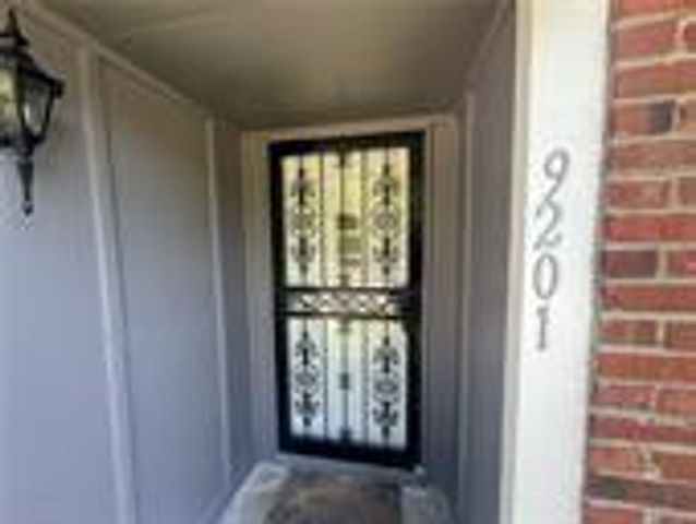 9201 E 90th Terrace, Kansas City, MO 64138