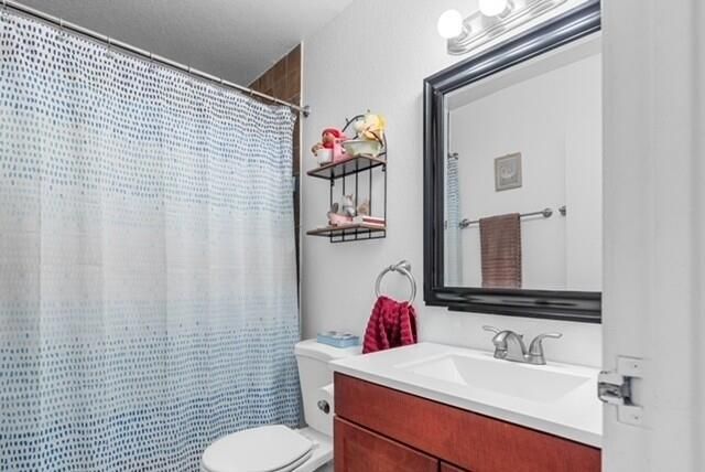 45690 Capistrano Street, Indio, CA 92201