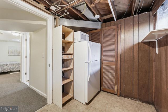 1105 CHISWELL LN, Silver Spring, MD 20901