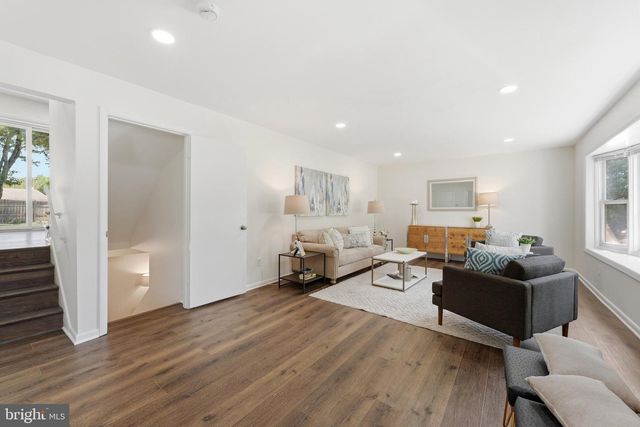 1105 CHISWELL LN, Silver Spring, MD 20901
