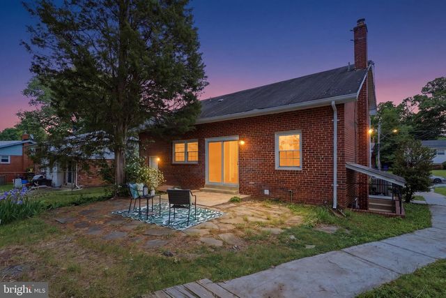 1105 CHISWELL LN, Silver Spring, MD 20901