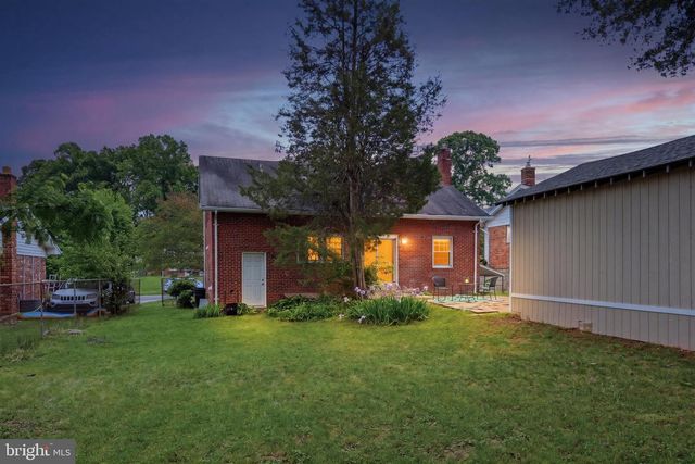 1105 CHISWELL LN, Silver Spring, MD 20901
