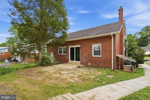 1105 CHISWELL LN, Silver Spring, MD 20901