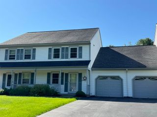 9 Pinewood Drive, Essex, VT 05452