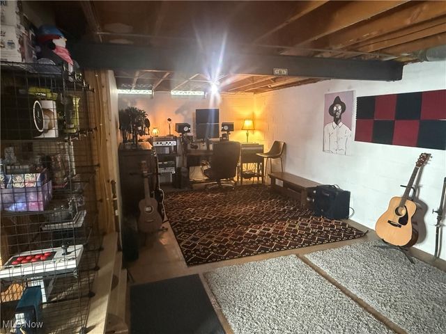 6616 Monterey Drive, Mayfield Heights, OH 44124