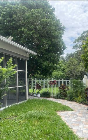 4251 Pine Hollow Circle, Greenacres, FL 33463