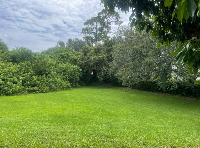 4251 Pine Hollow Circle, Greenacres, FL 33463