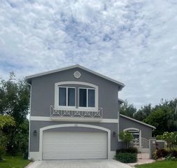 4251 Pine Hollow Circle, Greenacres, FL 33463