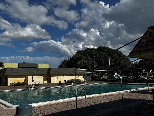 4276 NW 89th Ave 204, Coral Springs, FL 33065