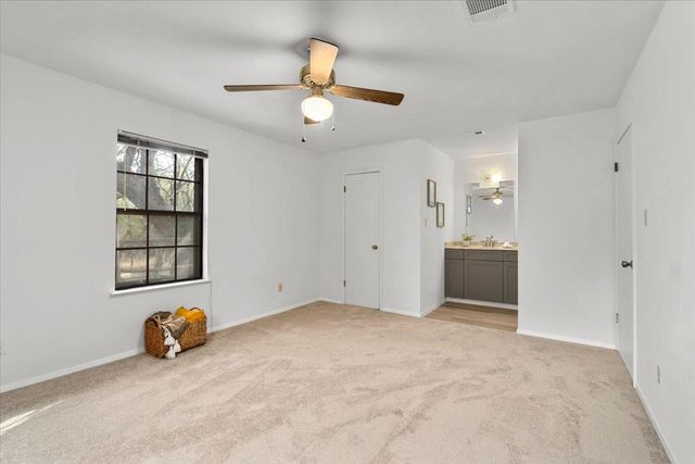 12501 Shady Acres DR, Buda, TX 78610