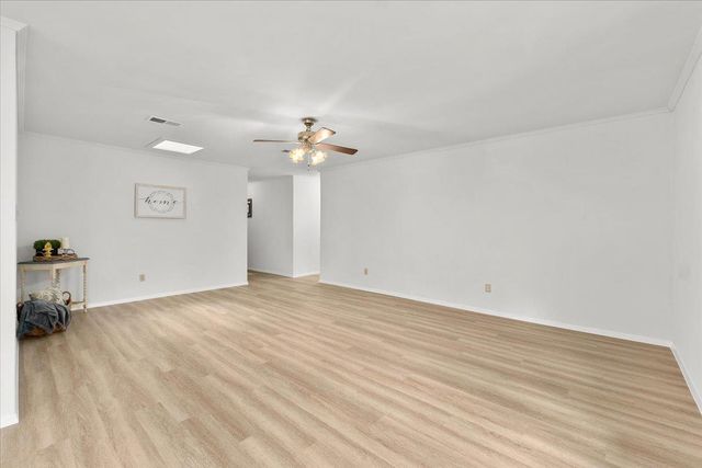 12501 Shady Acres DR, Buda, TX 78610