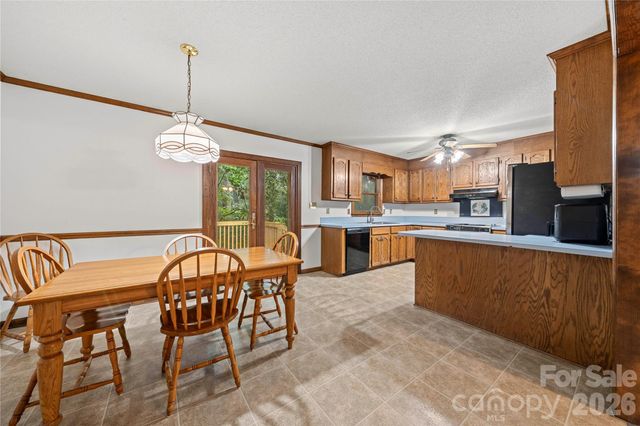 101 Magnolia Lane, Mount Holly, NC 28120
