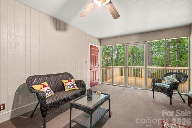 101 Magnolia Lane, Mount Holly, NC 28120