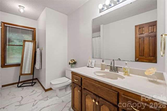 101 Magnolia Lane, Mount Holly, NC 28120