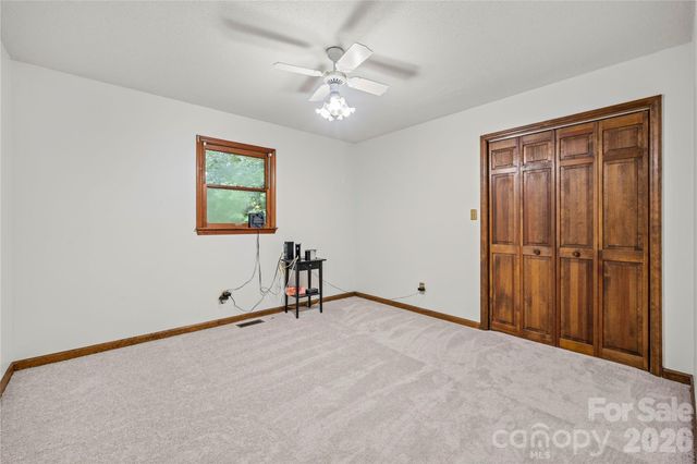 101 Magnolia Lane, Mount Holly, NC 28120