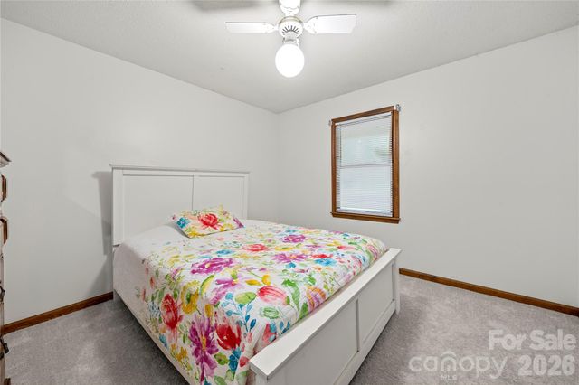 101 Magnolia Lane, Mount Holly, NC 28120
