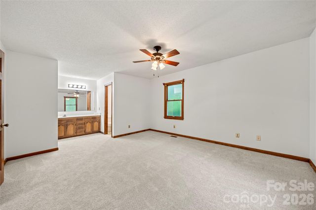 101 Magnolia Lane, Mount Holly, NC 28120