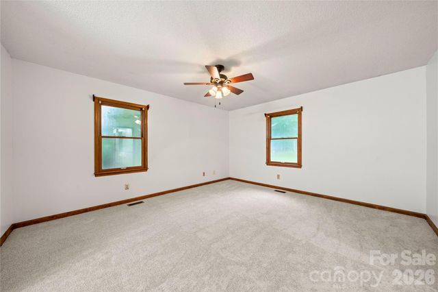 101 Magnolia Lane, Mount Holly, NC 28120