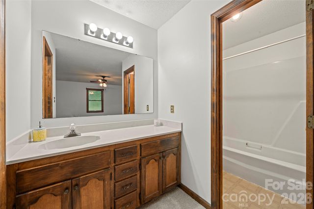 101 Magnolia Lane, Mount Holly, NC 28120