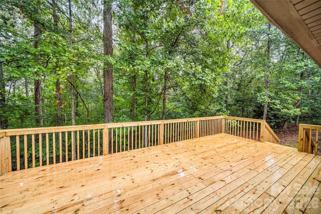 101 Magnolia Lane, Mount Holly, NC 28120