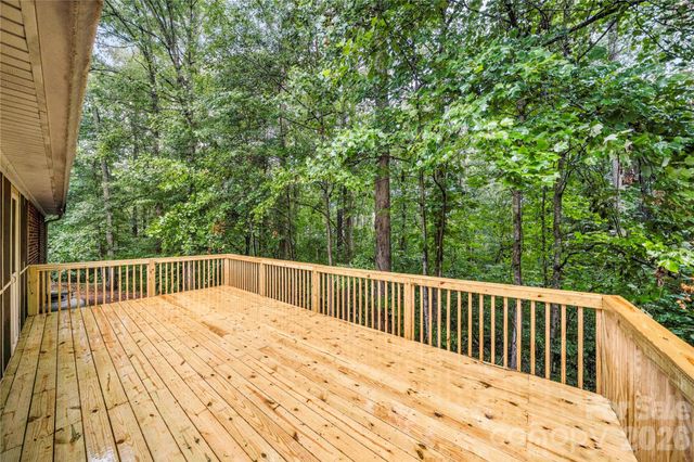 101 Magnolia Lane, Mount Holly, NC 28120