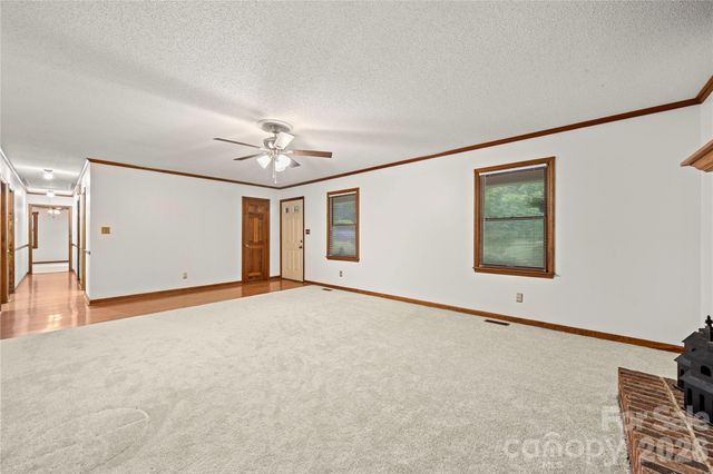101 Magnolia Lane, Mount Holly, NC 28120