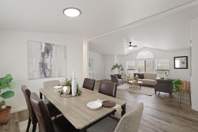 8936 W Pine St, Thornton, CA 95686