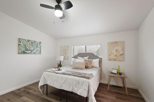 8936 W Pine St, Thornton, CA 95686