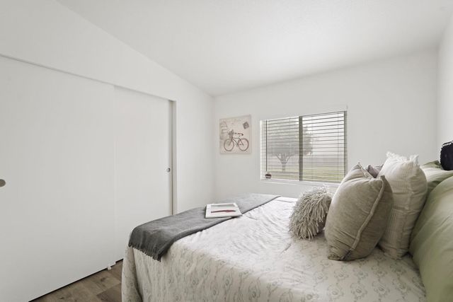 8936 W Pine St, Thornton, CA 95686