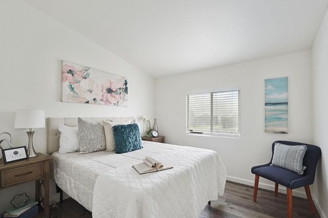 8936 W Pine St, Thornton, CA 95686