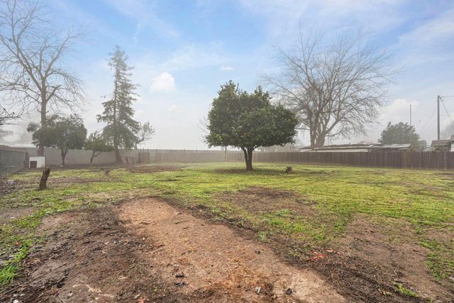 8936 W Pine St, Thornton, CA 95686