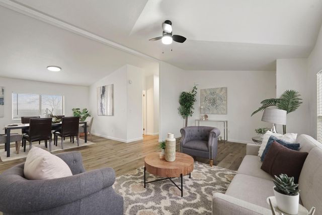 8936 W Pine St, Thornton, CA 95686