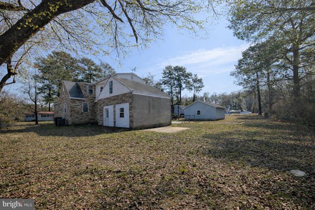 6750 EDWARDS AVE, Salisbury, MD 21804