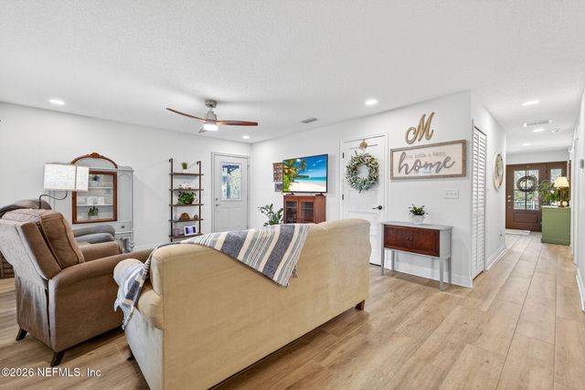 155 KINGFISH Avenue, Palatka, FL 32177