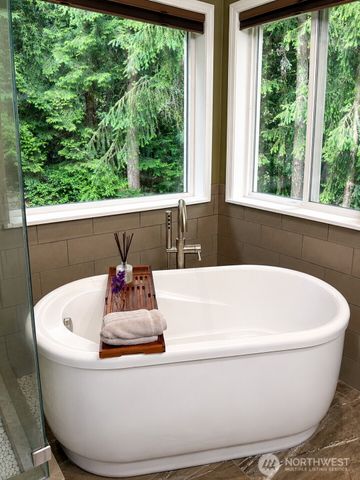 2010 95th Street Ct NW, Gig Harbor, WA 98332