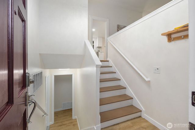 15132 SE 48th Drive, Bellevue, WA 98006