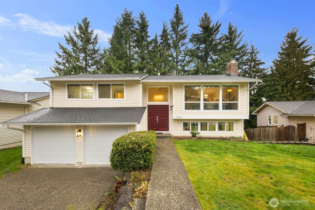 15132 SE 48th Drive, Bellevue, WA 98006