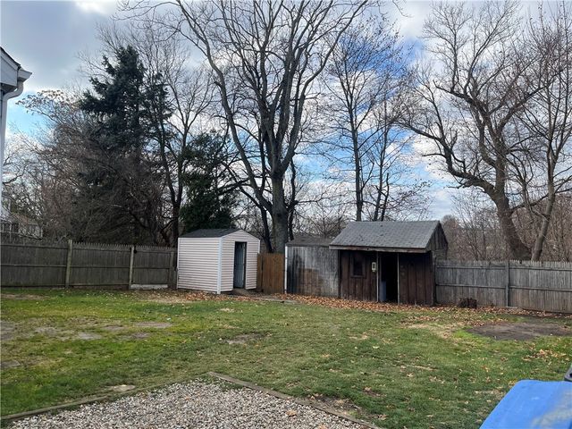 5 Lakeside Avenue, Cranston, RI 02910