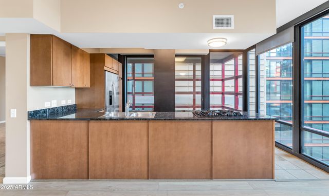 4808 N 24TH Street 522, Phoenix, AZ 85016