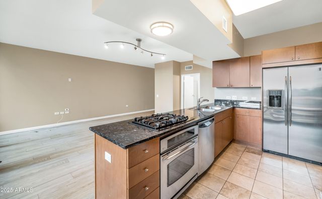 4808 N 24TH Street 522, Phoenix, AZ 85016