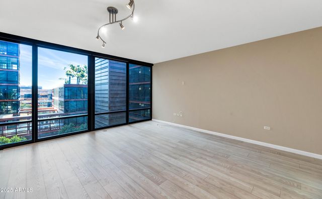 4808 N 24TH Street 522, Phoenix, AZ 85016