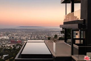 1616 Blue Jay Way, Los Angeles, CA 90069