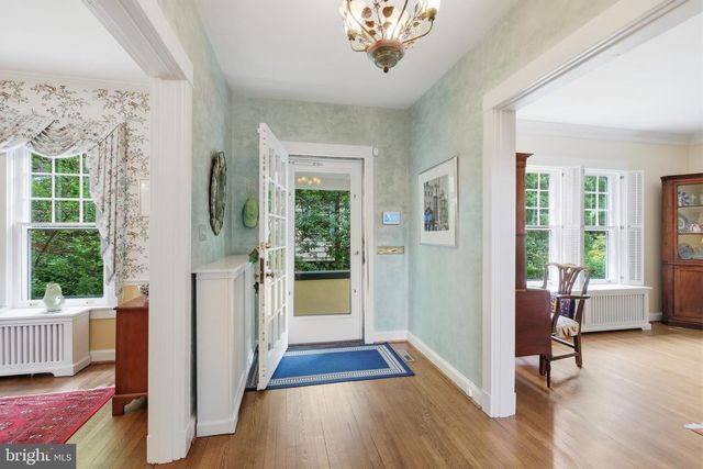 6411 33RD ST NW, Washington, DC 20015