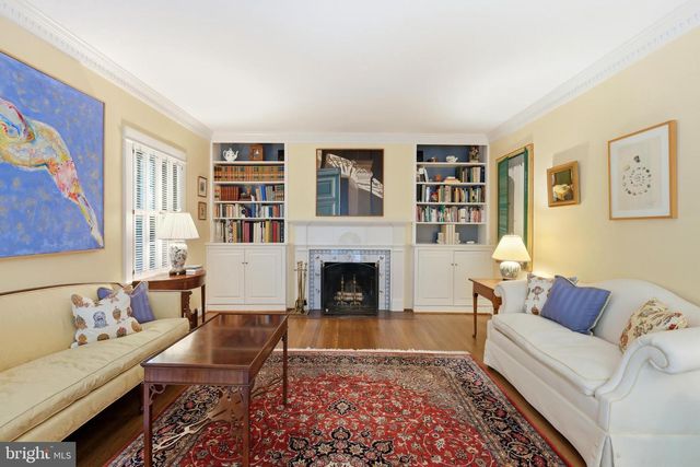 6411 33RD ST NW, Washington, DC 20015