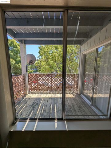 1457 N Camino Alto 214, Vallejo, CA 94589