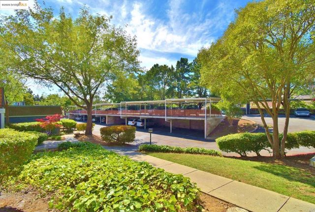 1457 N Camino Alto 214, Vallejo, CA 94589