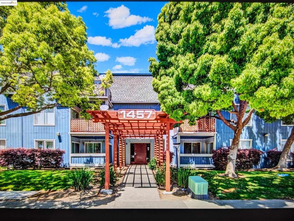 1457 N Camino Alto 214, Vallejo, CA 94589